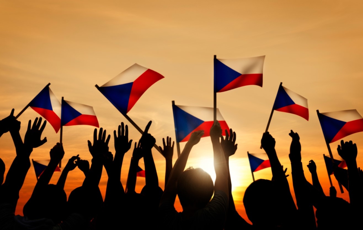 फिलिपिन सरकार र कम्युनिस्ट विद्रोहीहरू पुनः शान्ति वार्ता गर्न सहमत