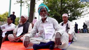 अनुदान रकम माग्दै काठमाडौंमा उखु किसान, भन्छन्– माग पूरा नभएसम्म आन्दोलन छाड्दैनौं