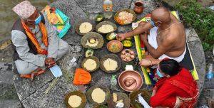 आश्विन कृष्ण पक्ष: पितृ पक्ष (सोह्र श्राद्ध सुरु)