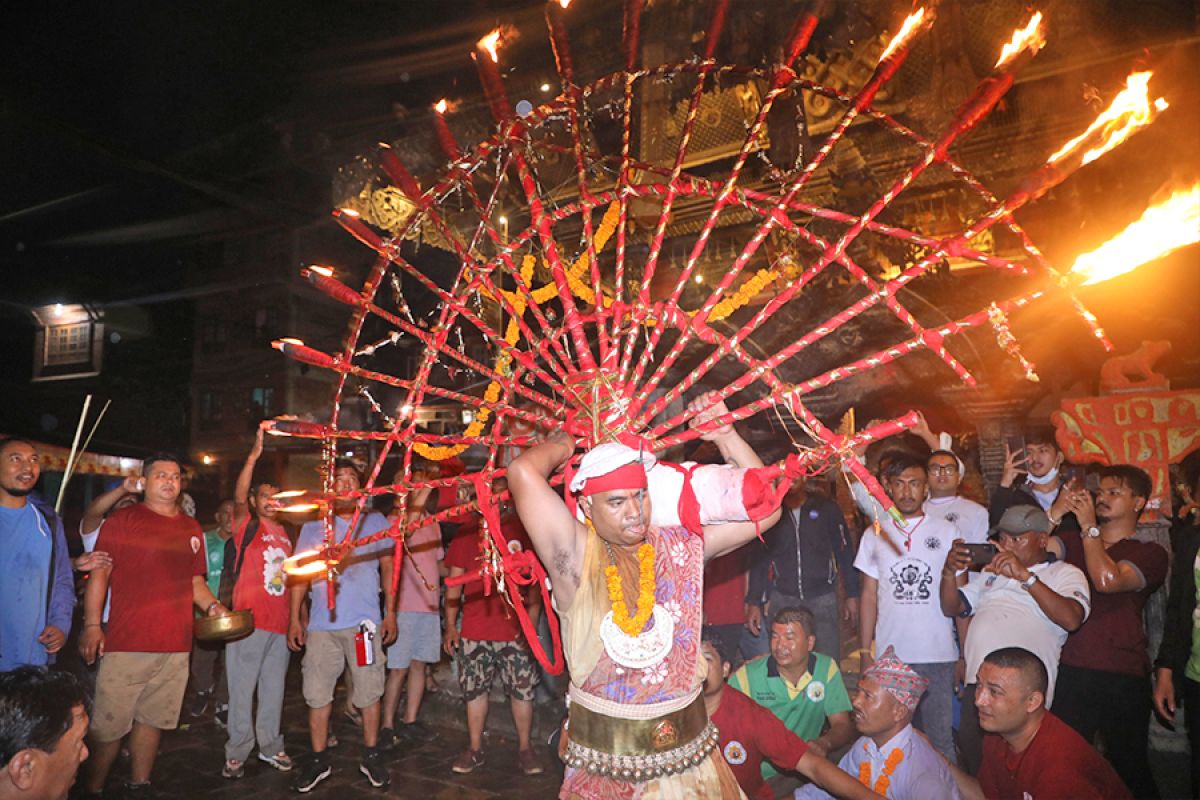 आज मध्यपुर थिमिमा जिब्रो छेड्ने जात्रा, नगर परिक्रमा गरिँदै