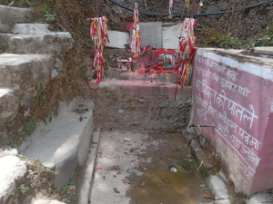 ओझेलमा अनौठो कुवा